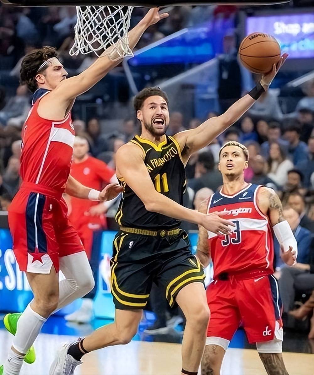 东契奇重要时刻比赛局势复杂，阿森纳带队取胜！