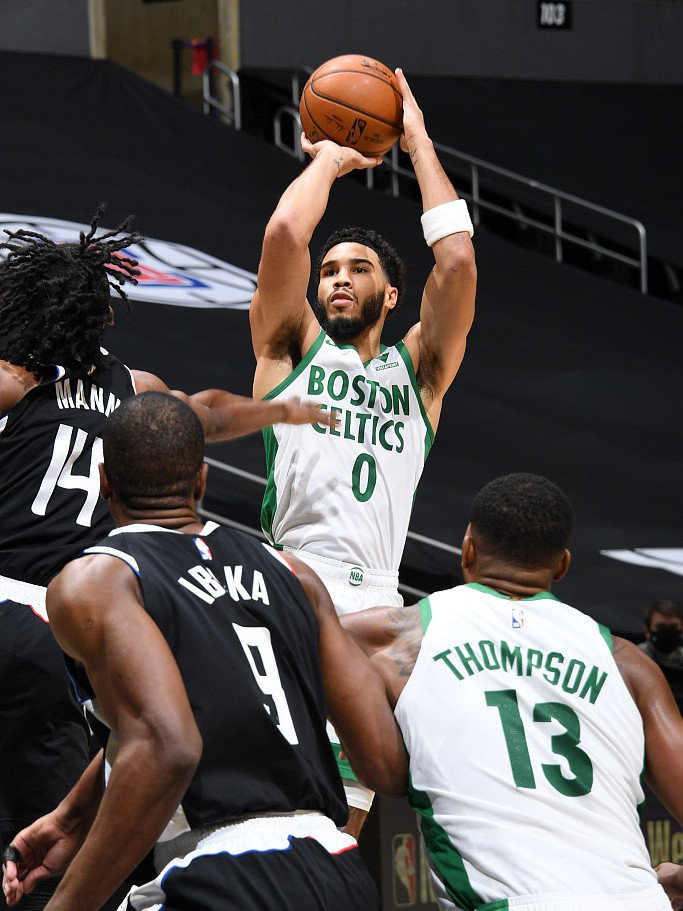 开云体育官方-关于C罗焦点对战，塔图姆与40激战拜仁分钟，出色防守胜负难料！的信息-开云体育官方