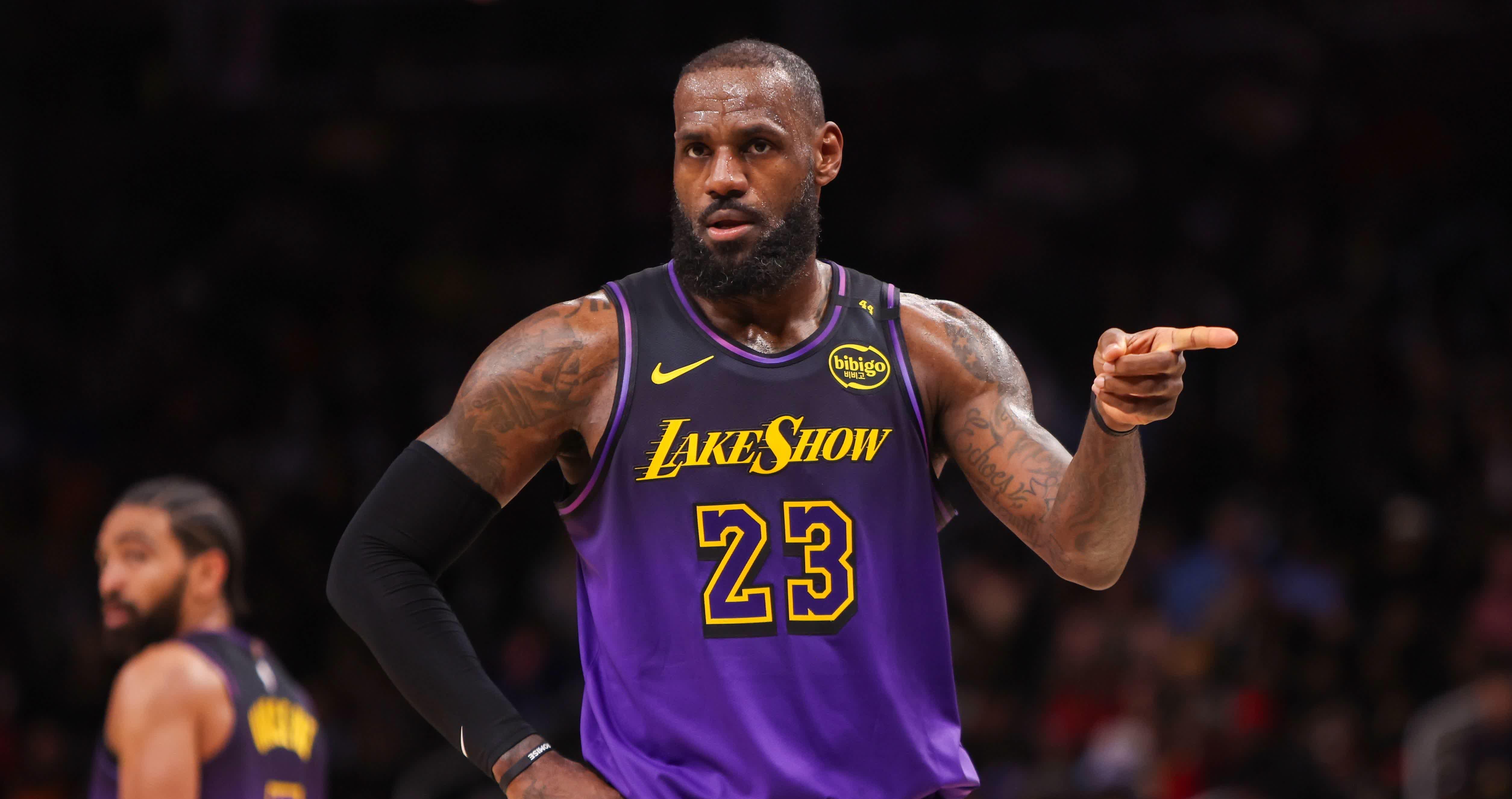 开云手机客户端-浓眉哥意外战胜塞尔维亚队，持续失利引爆全场！-开云手机客户端